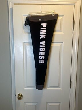PINK Victoria’s Secret Yoga Pants